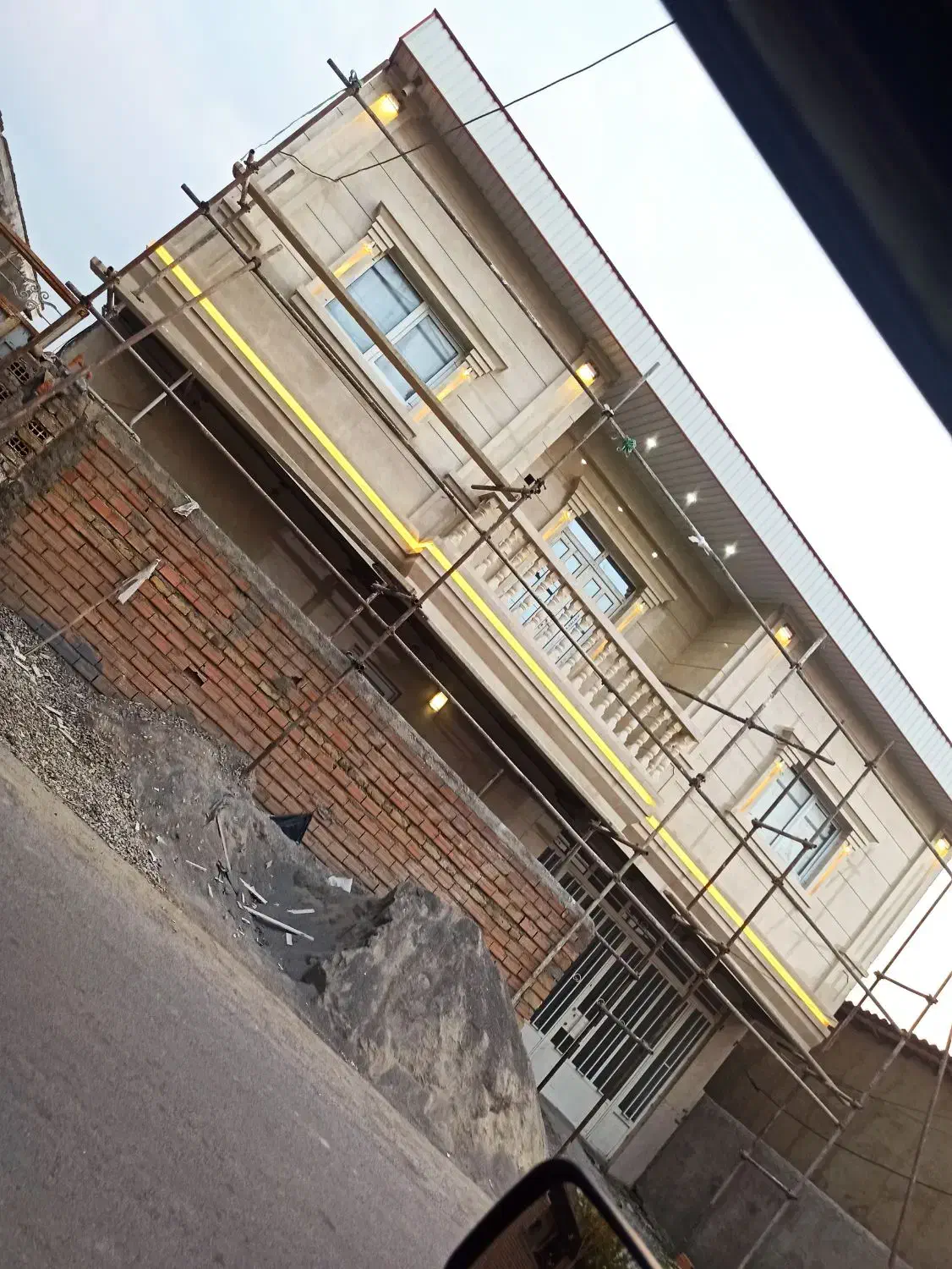 برقکار ساختمان|خدمات پیشه و مهارت|آق قلا, |دیوار