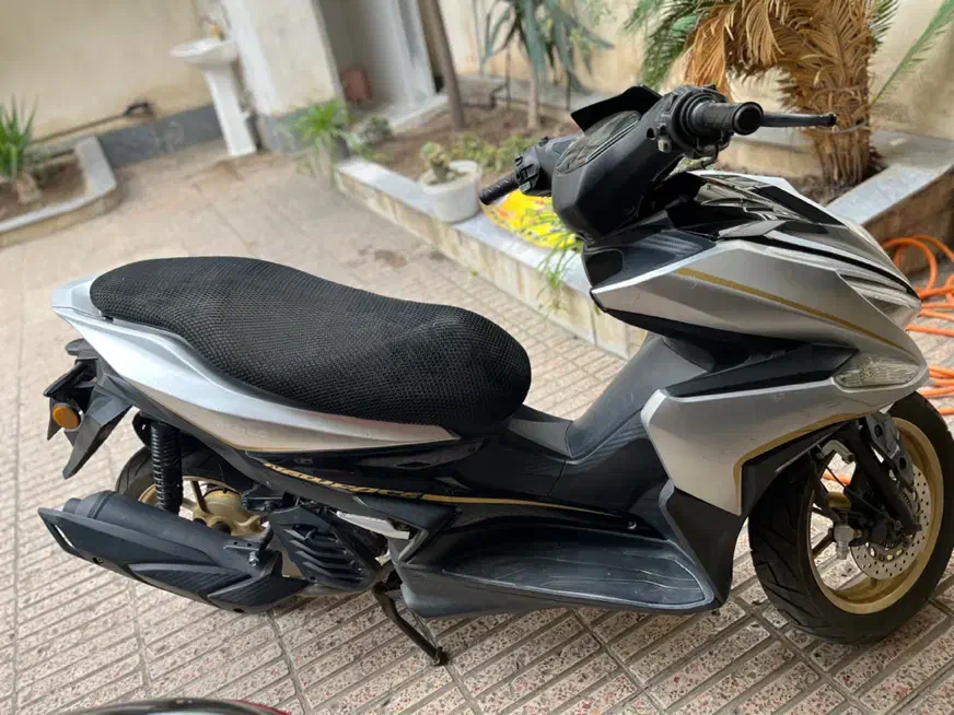 ایروکس مدل ۱۴۰۱|موتورسیکلت|گنبد کاووس, |دیوار