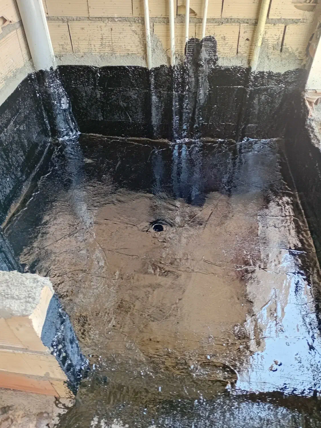 ایزوگام.قیرگونی.آسفالت.تراشه|خدمات پیشه و مهارت|ری, دیلمان|دیوار