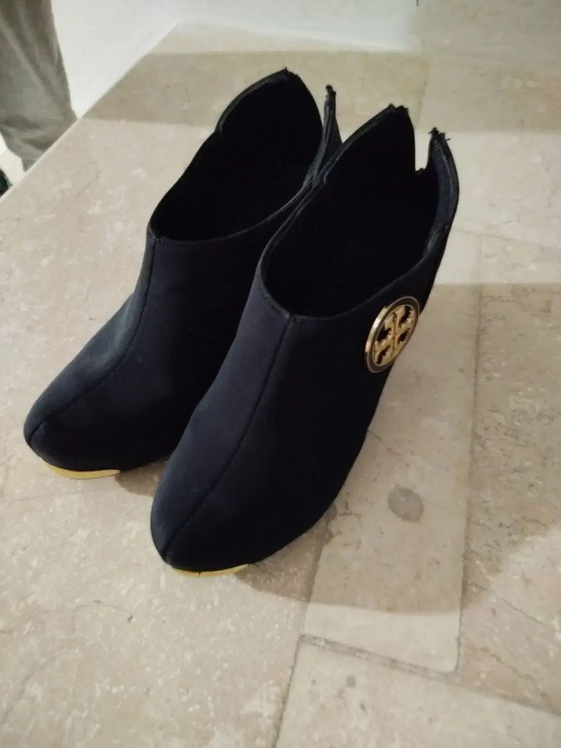 کفش مجلسی|کیف، کفش، کمربند|زنجان, |دیوار