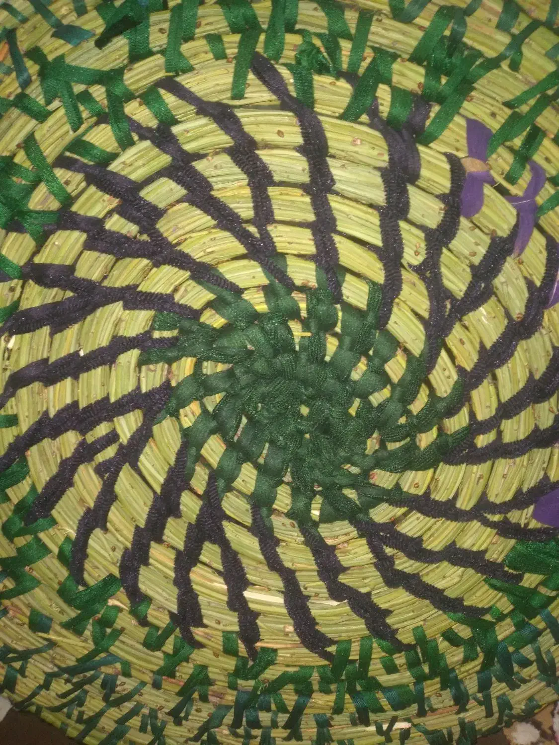 سبد دست باف فقط خریدار واقعی پیام بده ممنون|صنایع دستی و سایر لوازم تزئینی|فلارد, |دیوار