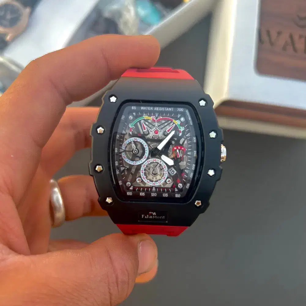 ساعت ریچارد  با جعبه|ساعت|قزوین, |دیوار