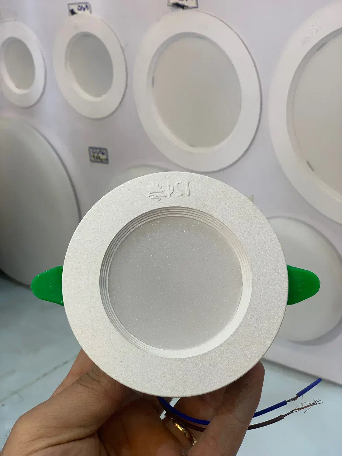 پنل هالوژن ۷ وات پارس شعاع|لامپ و چراغ|قم, چهل درخت|دیوار