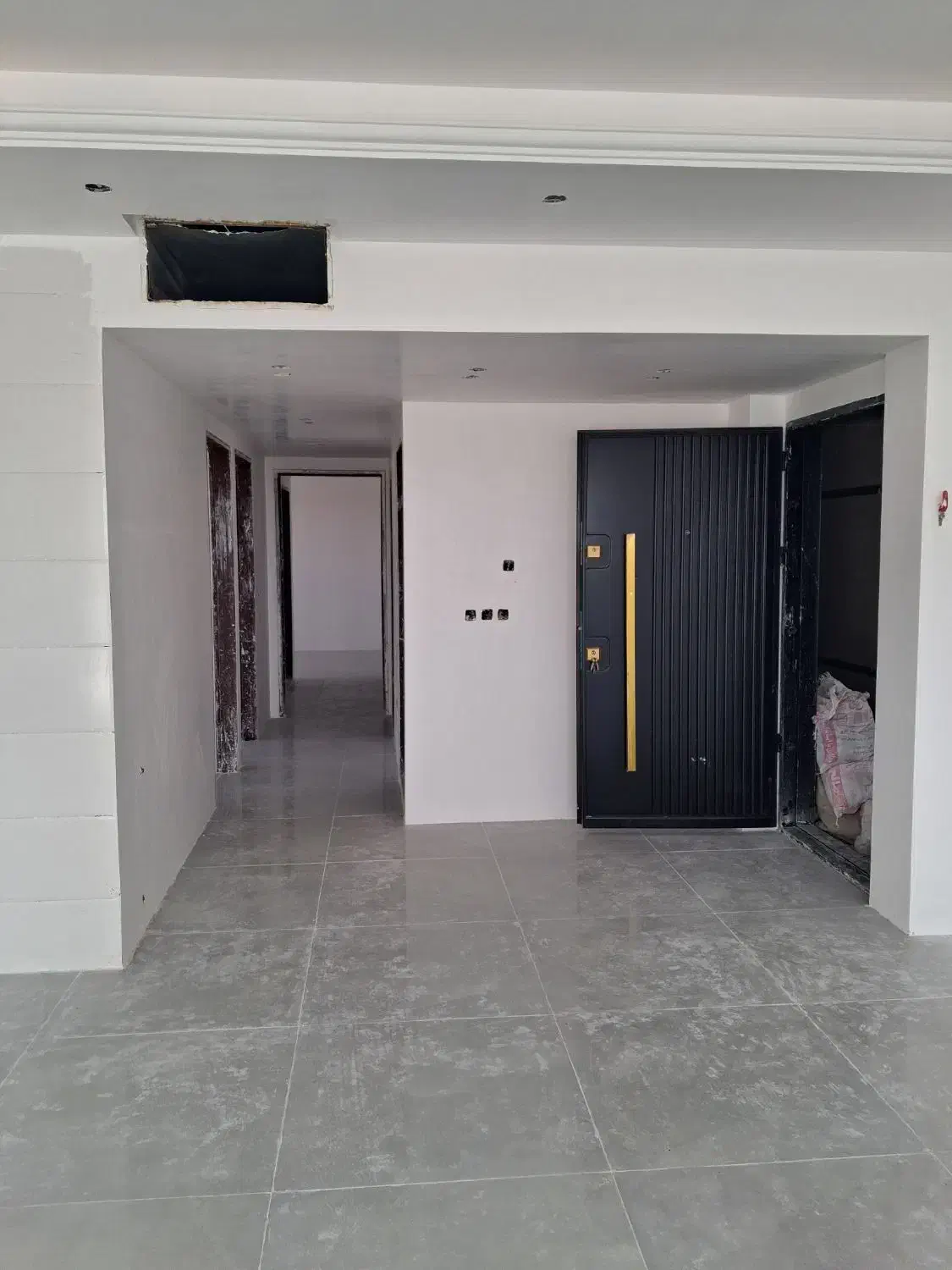 آپارتمان نوساز بلوار 17 شهریور با وام مسکن|فروش آپارتمان|سمنان, |دیوار