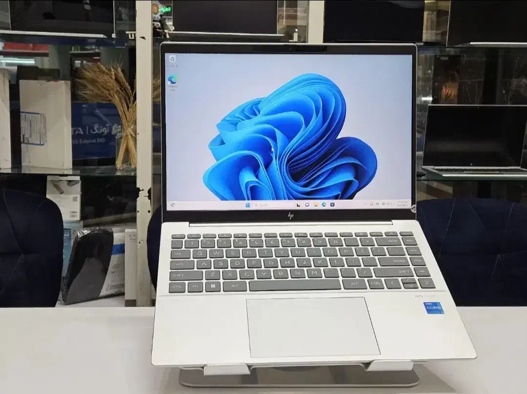 انواع لپتاپ استوک گیمینگ/مهندسی/طراحی/برنامه نویسی|رایانه همراه|تهران, میرداماد|دیوار