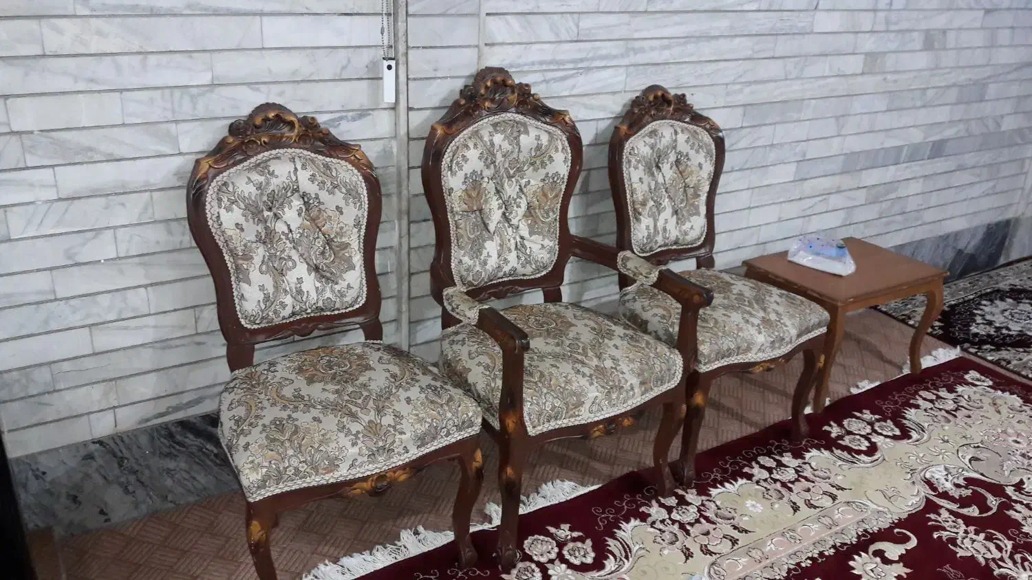 مبل طرح سلطنتی|مبلمان خانگی و میز عسلی|بروجرد, |دیوار