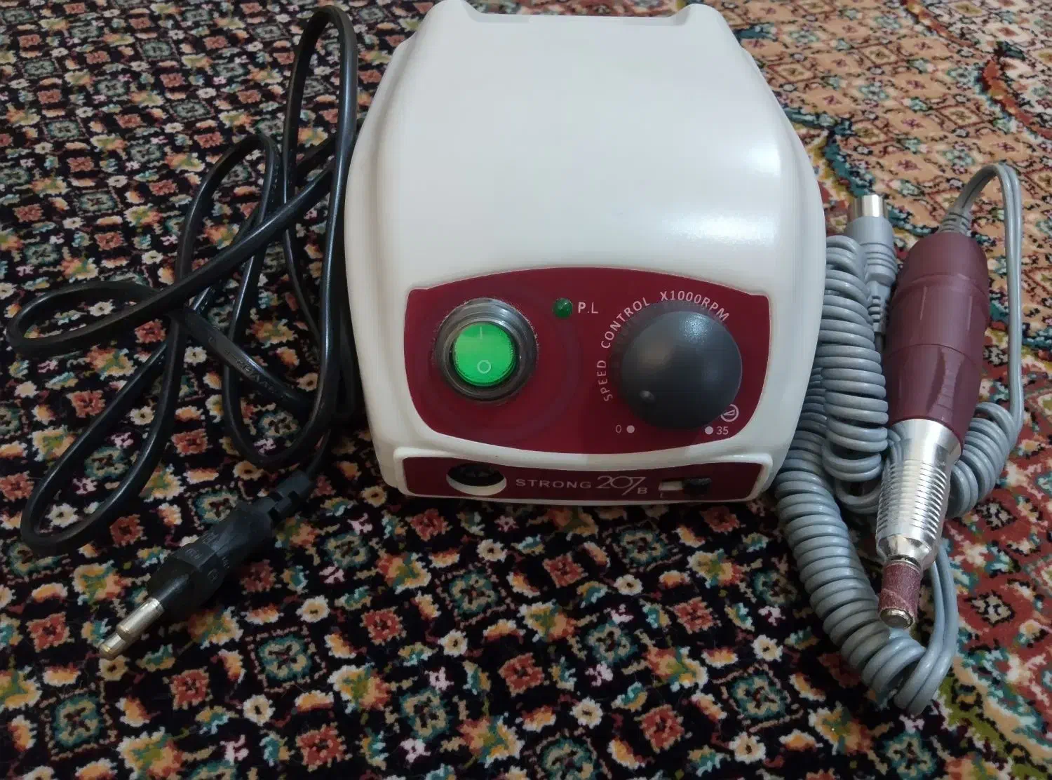 فروش لوازم ناخن|آرایشگاه و سالنهای زیبایی|مرند, |دیوار