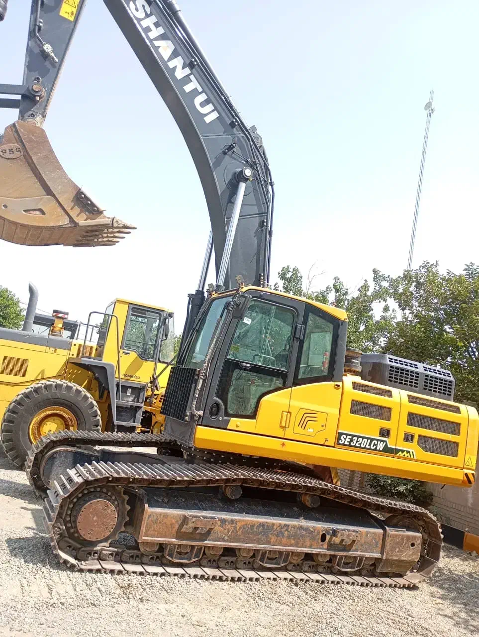 اجاره بیل مکانیکی بلدزر لودر کمپرسی سراسر کشور|خدمات حمل و نقل|شیراز, رکن‌آباد|دیوار