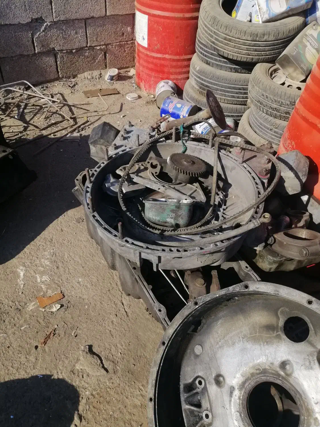 قطعات موتور هشت سیلندر و اف تمیز در حد نو  هست|ماشین‌آلات صنعتی|امیدیه, |دیوار