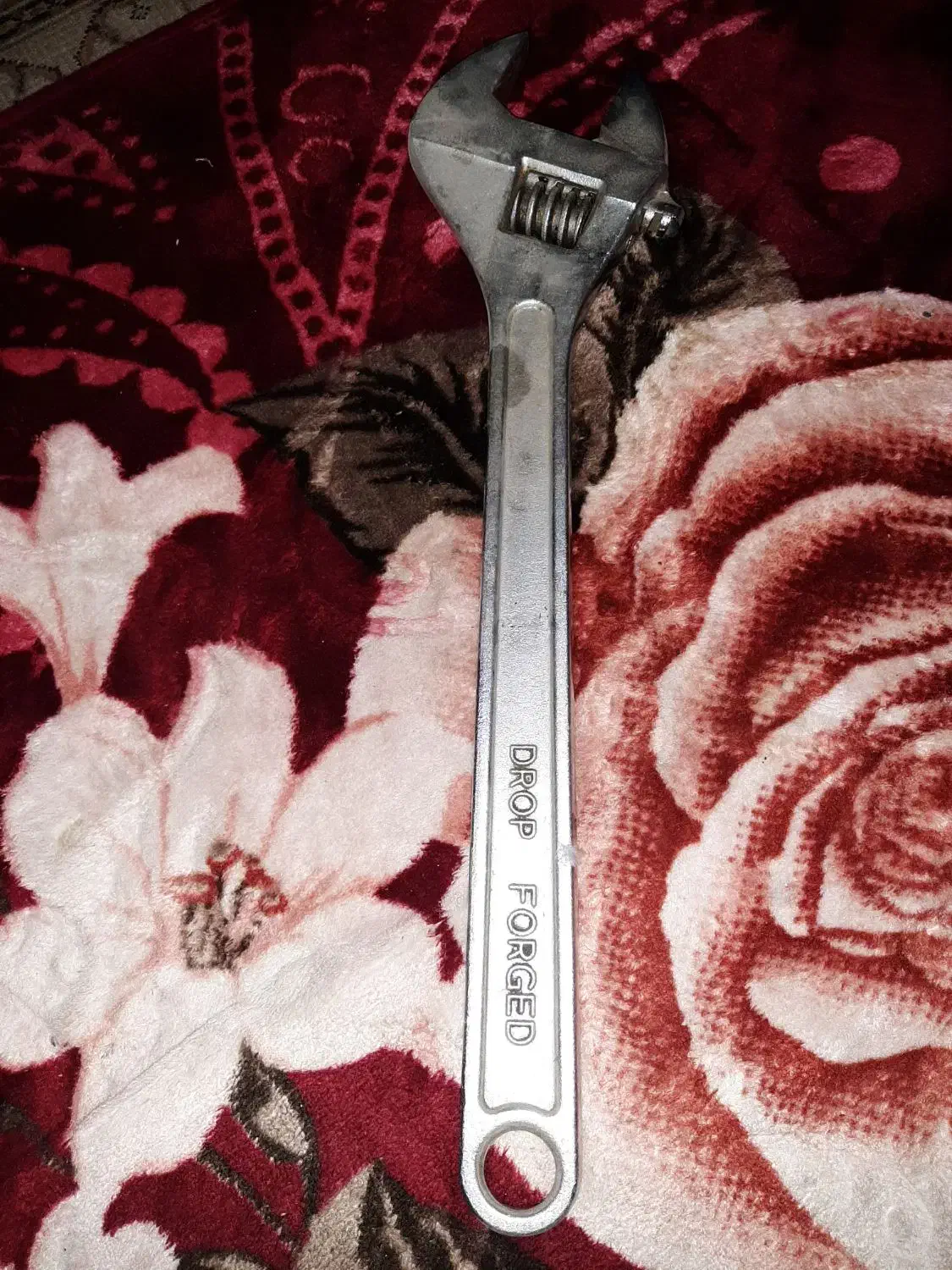 اچارفرانسه 24 اینچی|ابزارآلات|ابریشم, |دیوار