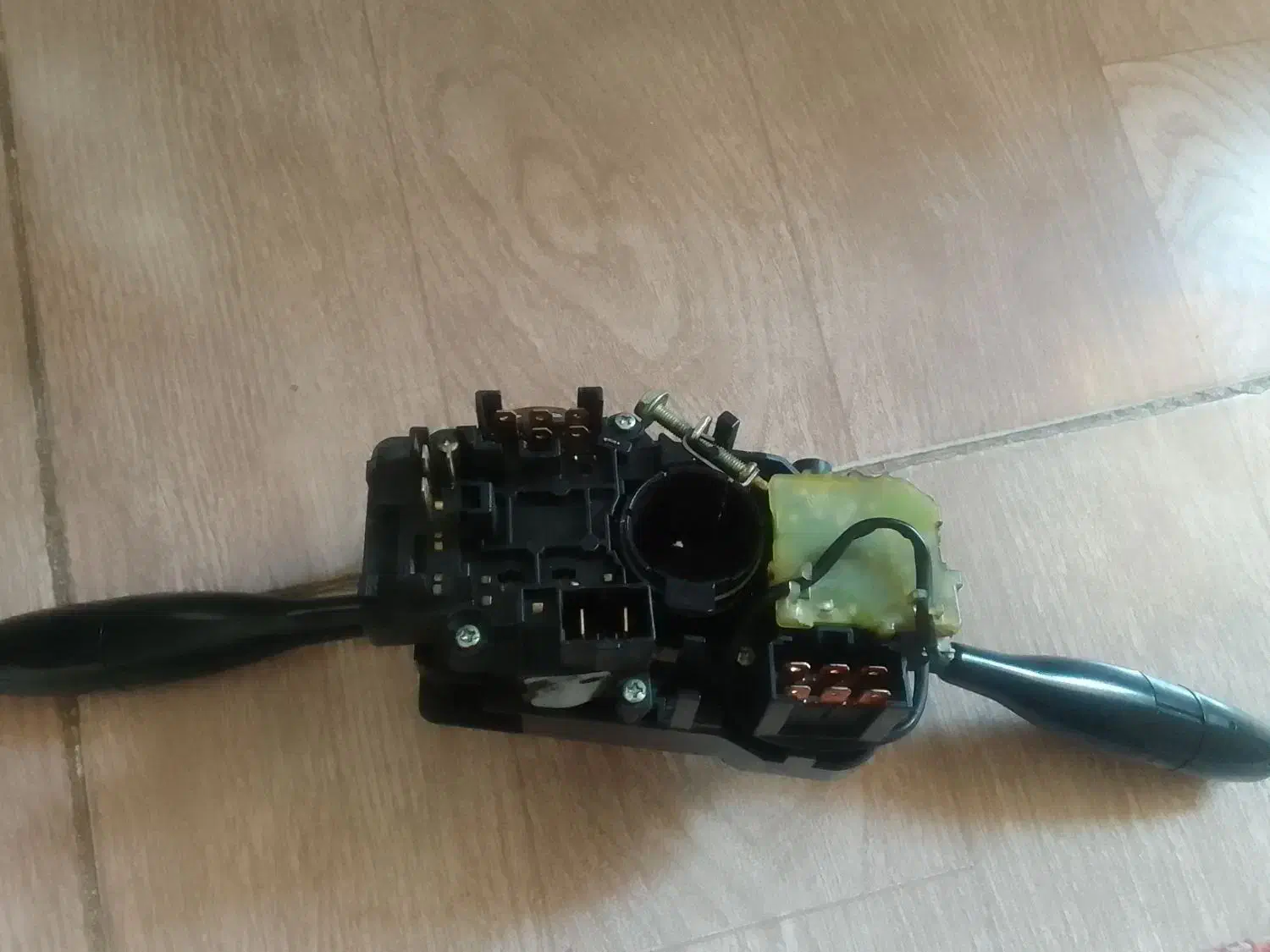 تعدادی وسایل|دوچرخه، اسکیت، اسکوتر|ورامین, خیر آباد|دیوار