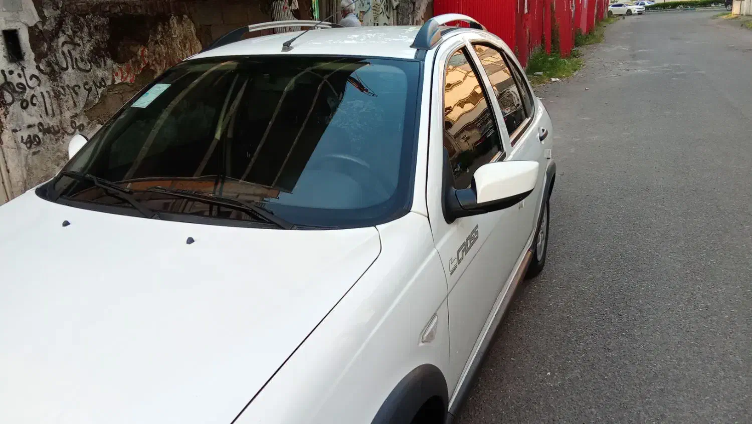 کوئیک سفید مدل ۹۸|خودرو سواری و وانت|رشت, بلوار گیلان|دیوار