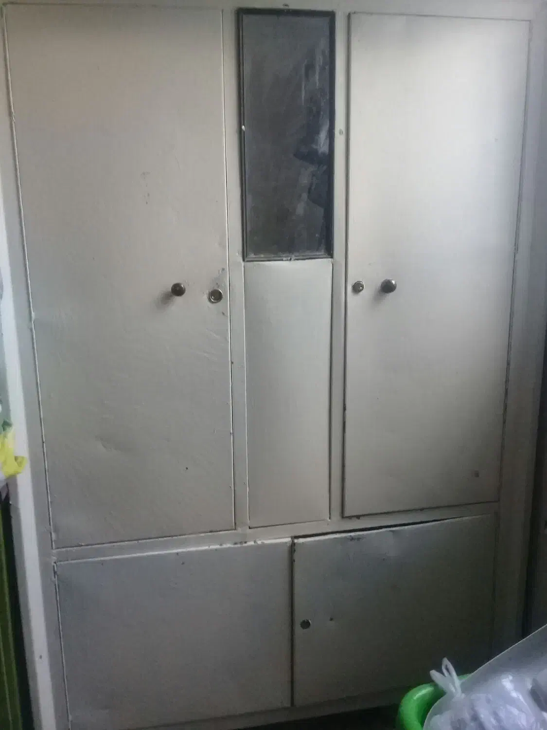 کمداهنی|جاکفشی، کمد، دراور|زابل, |دیوار