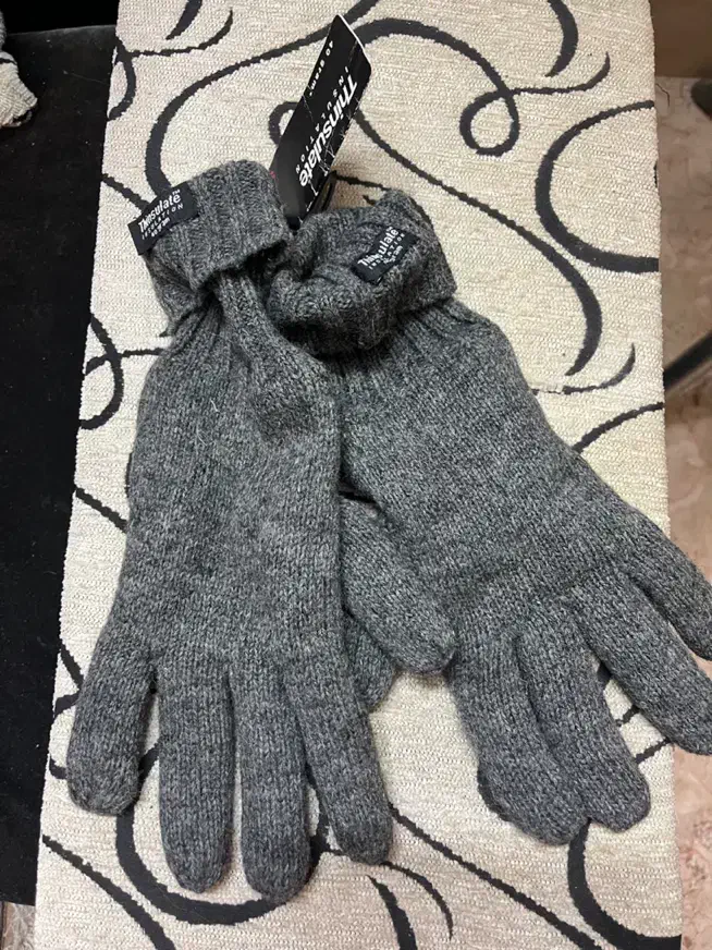 دستکش|لباس|اصفهان, شاهزاده ابراهیم|دیوار