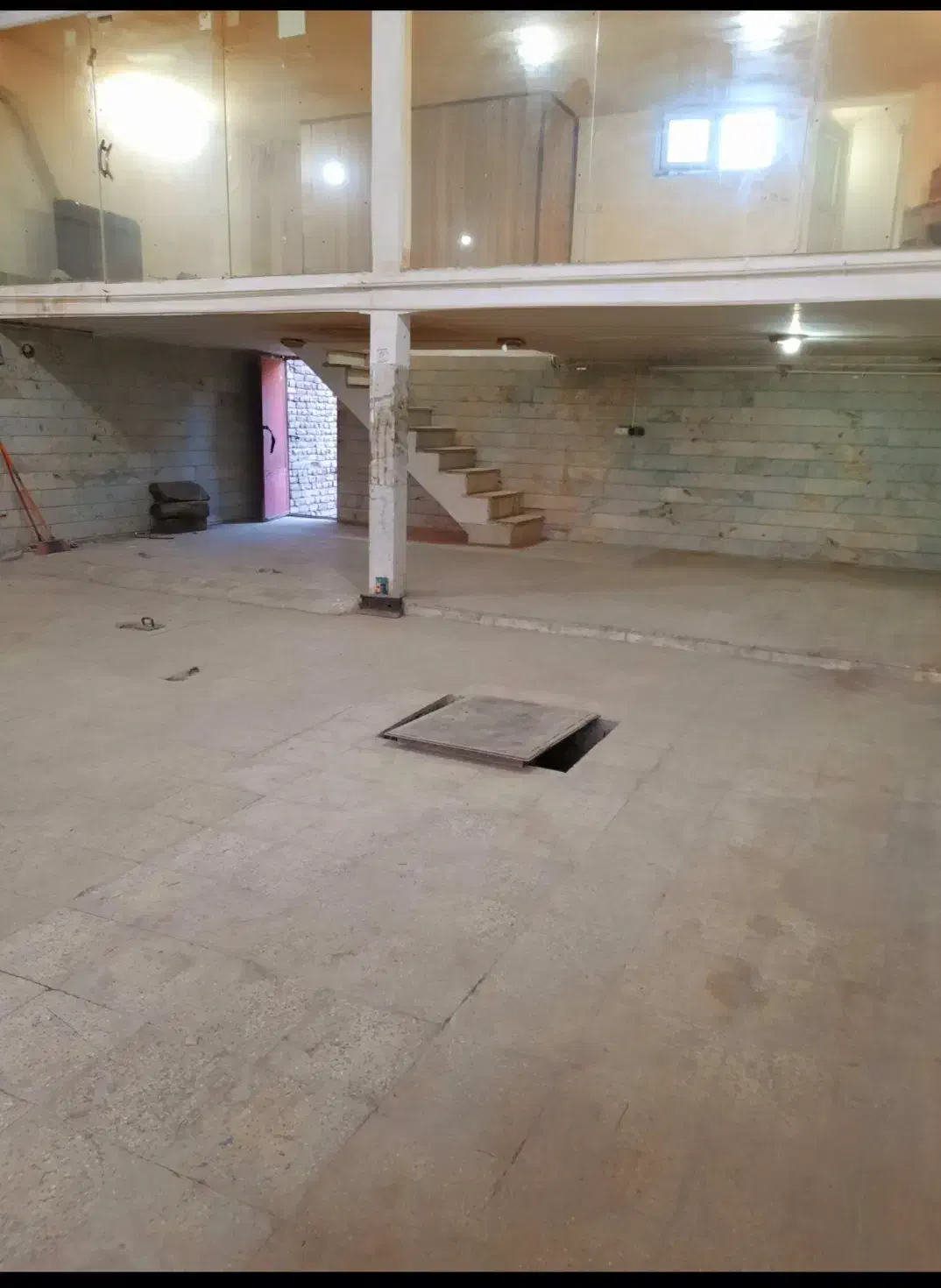 فروش مغازه 200متری|فروش مغازه و غرفه|شازند, |دیوار