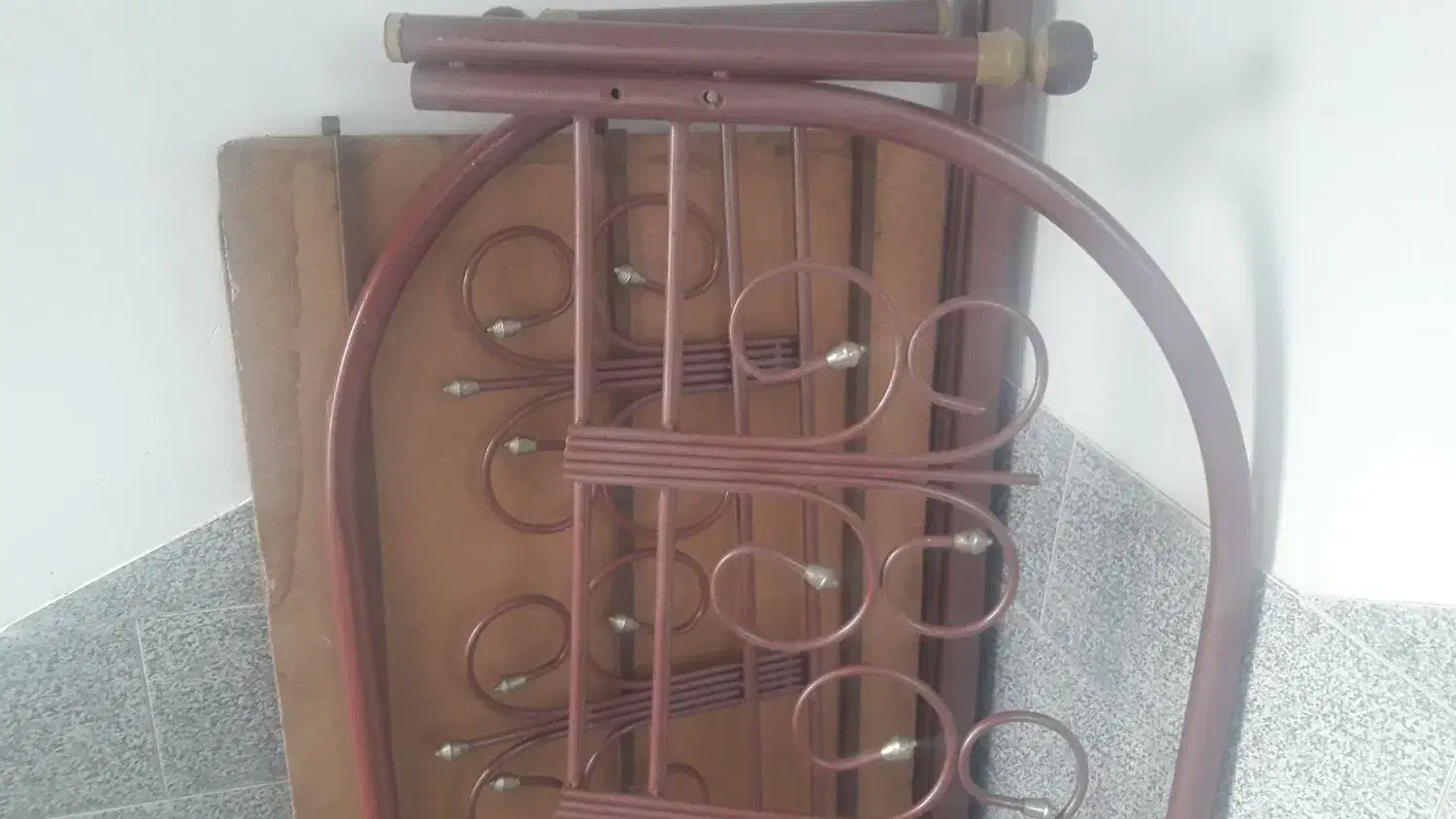 تخت دونفرهدفرفوژه|تشک تختخواب|اصفهان, قهجاورستان|دیوار