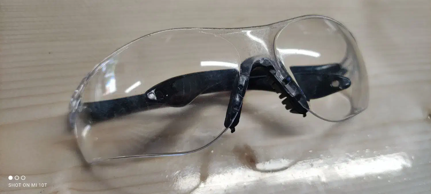 کفش کار عینک کلاه|کیف، کفش، کمربند|بوشهر, |دیوار