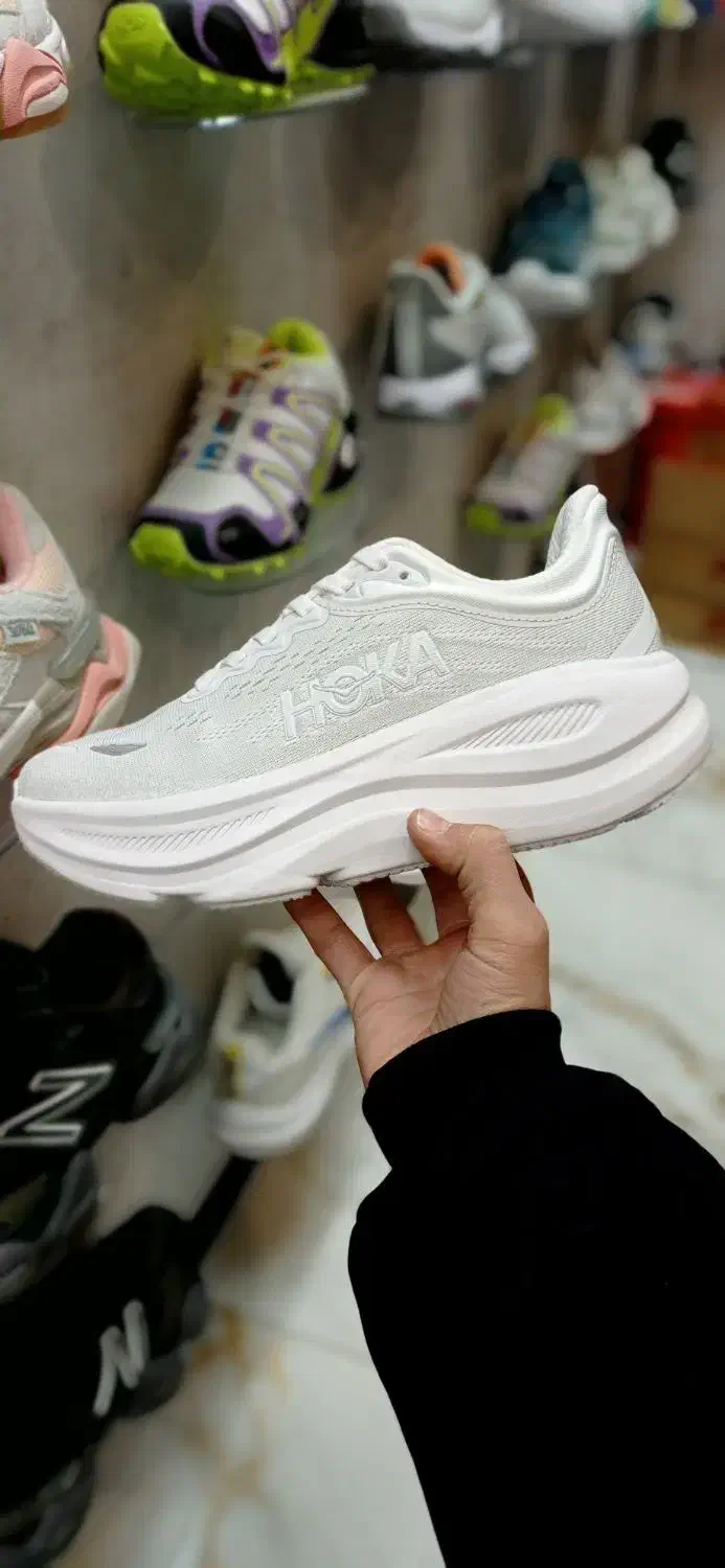 کتونی هوکا|کیف، کفش، کمربند|بانه, |دیوار