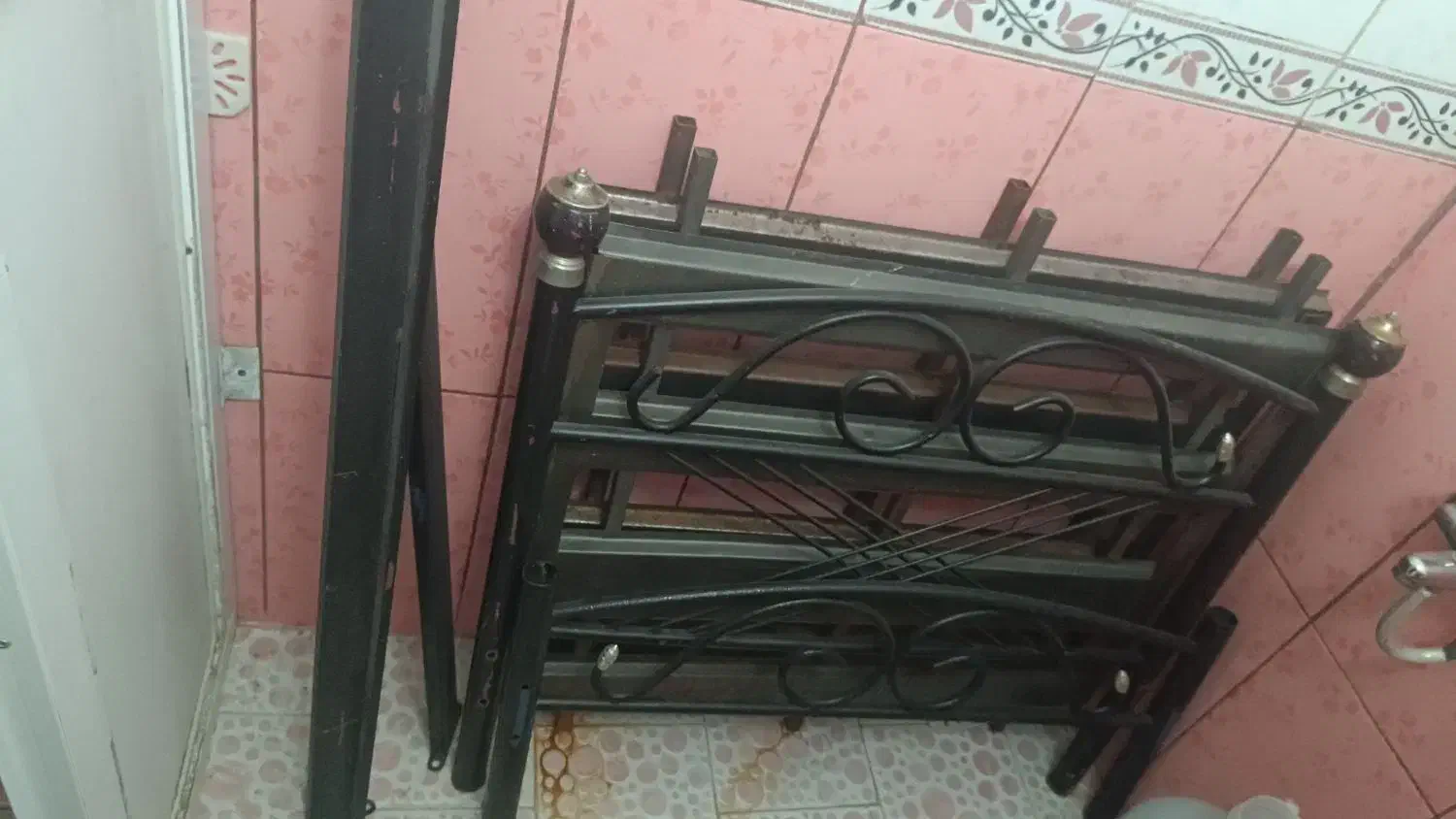 تخت فلزی یک نفره|تخت و سرویس خواب|هشتگرد, تهران دشت|دیوار