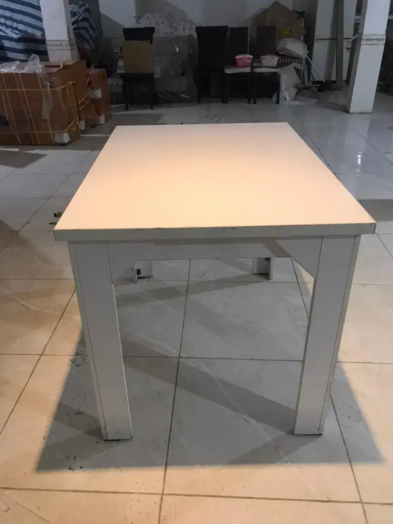 صندلی ومیز تالاری|میز و صندلی غذاخوری|ایلام, |دیوار