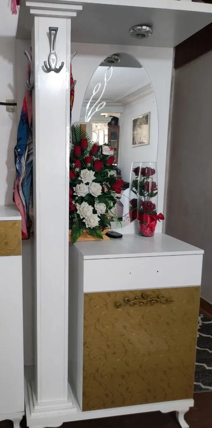 جاکفشی اویزلباس کشو|جاکفشی، کمد، دراور|پاکدشت, پاکدشت (مامازند)|دیوار