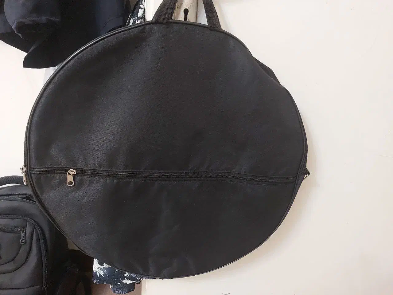 کاور (دَف)|سازهای سنتی|تهران, قصر فیروزه ۱|دیوار