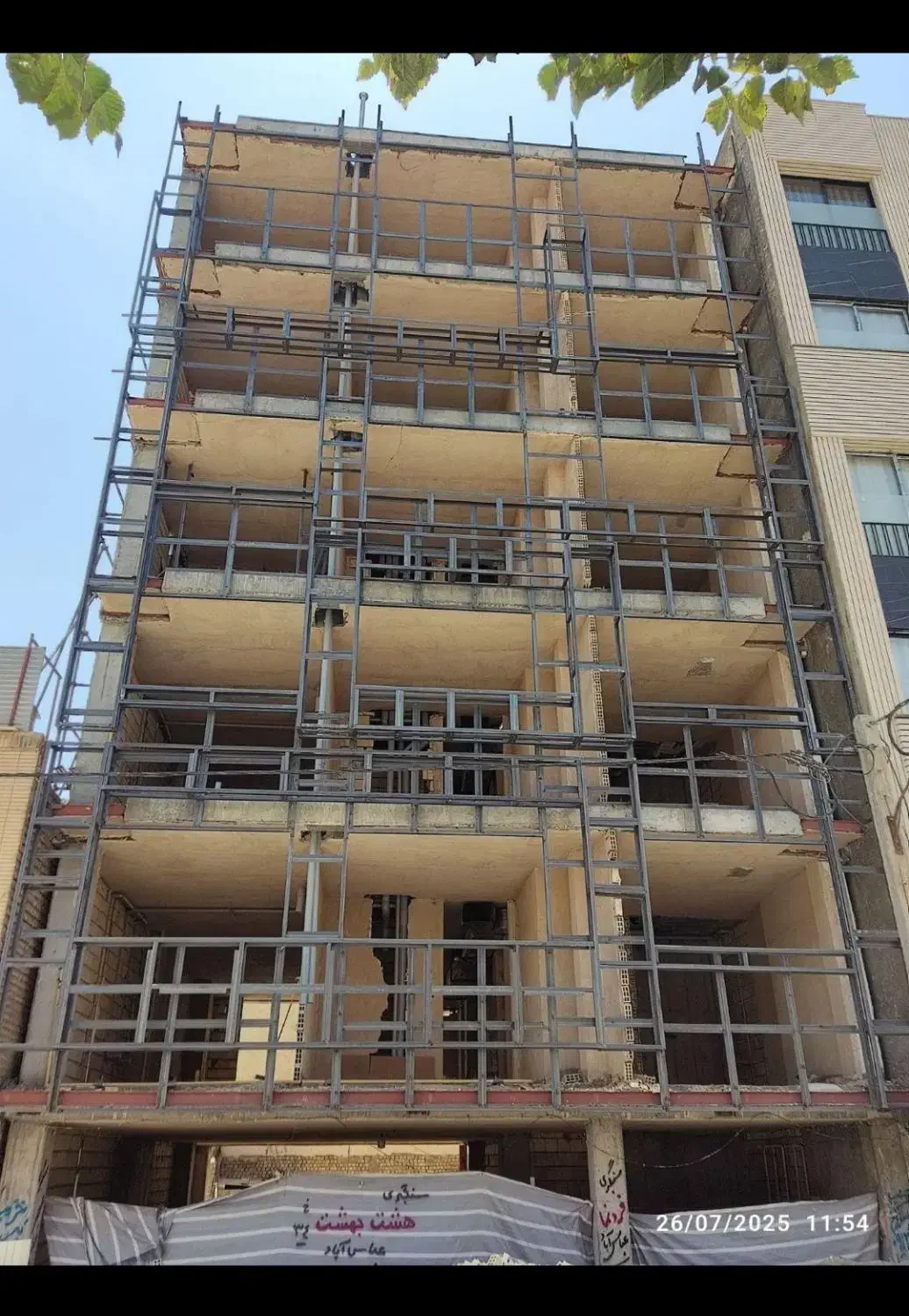 جوشکاری ساختمان (نبشی کشی رابیتس کاری سقف شیروانی)|خدمات پیشه و مهارت|قم, حاج زینل|دیوار