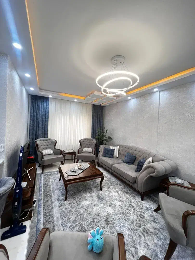 مبل هفت نفره و میزناهارخوری|مبلمان خانگی و میز عسلی|پردیس, فاز ۱۱|دیوار