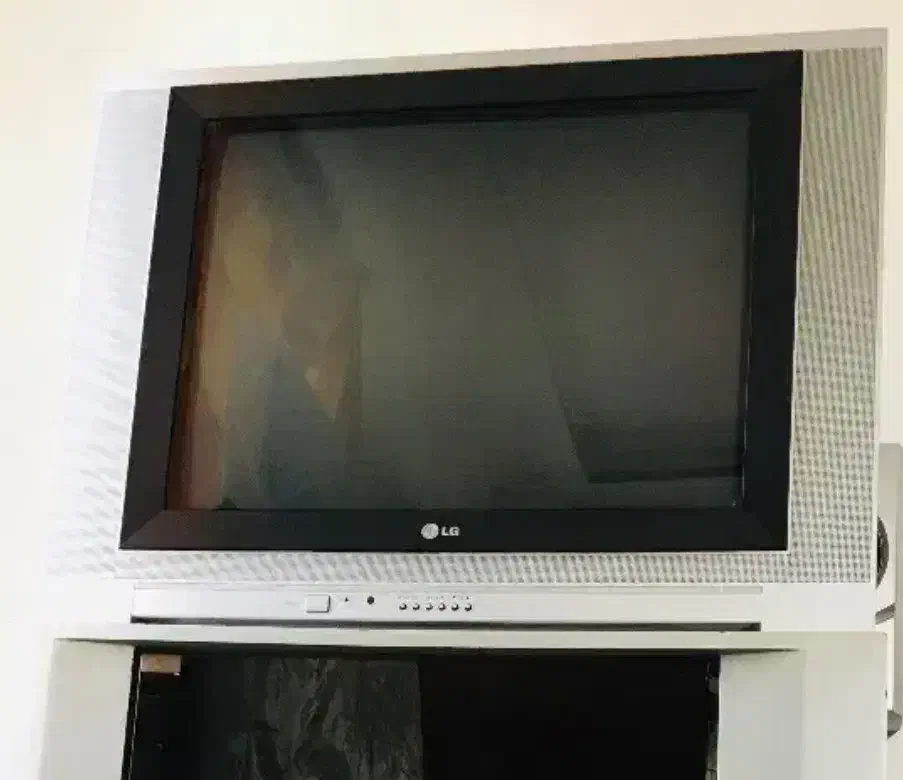 تلویزیون 30 اینچ ال جی|تلویزیون و پروژکتور|رحیمآباد, |دیوار