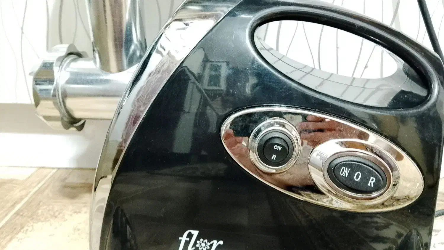 چرخ گوشت فلور آکبند|سایر لوازم برقی|کیاشهر, |دیوار