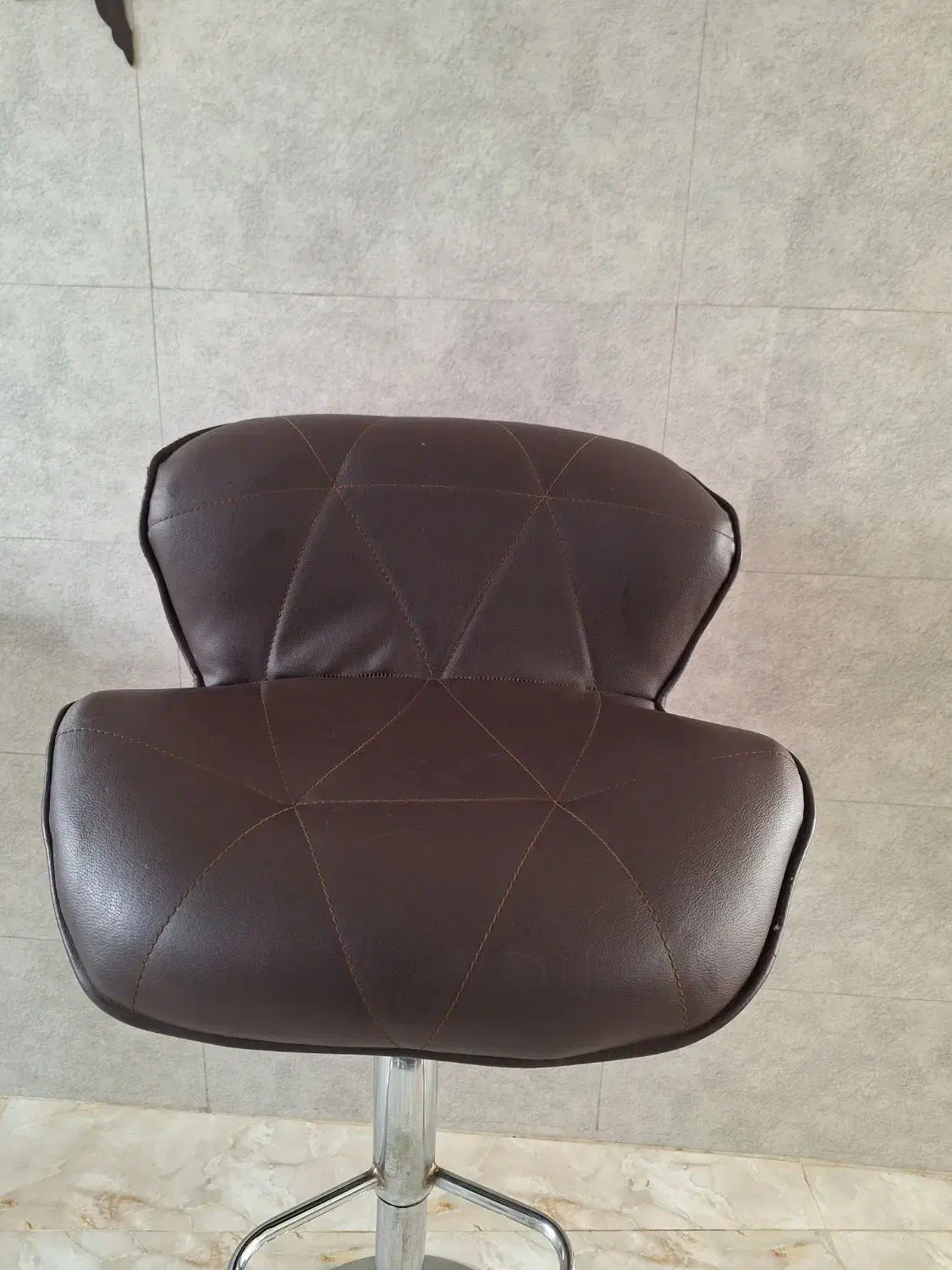 صندلی چرخدار|صندلی و نیمکت|اصفهان, شاه پسند|دیوار