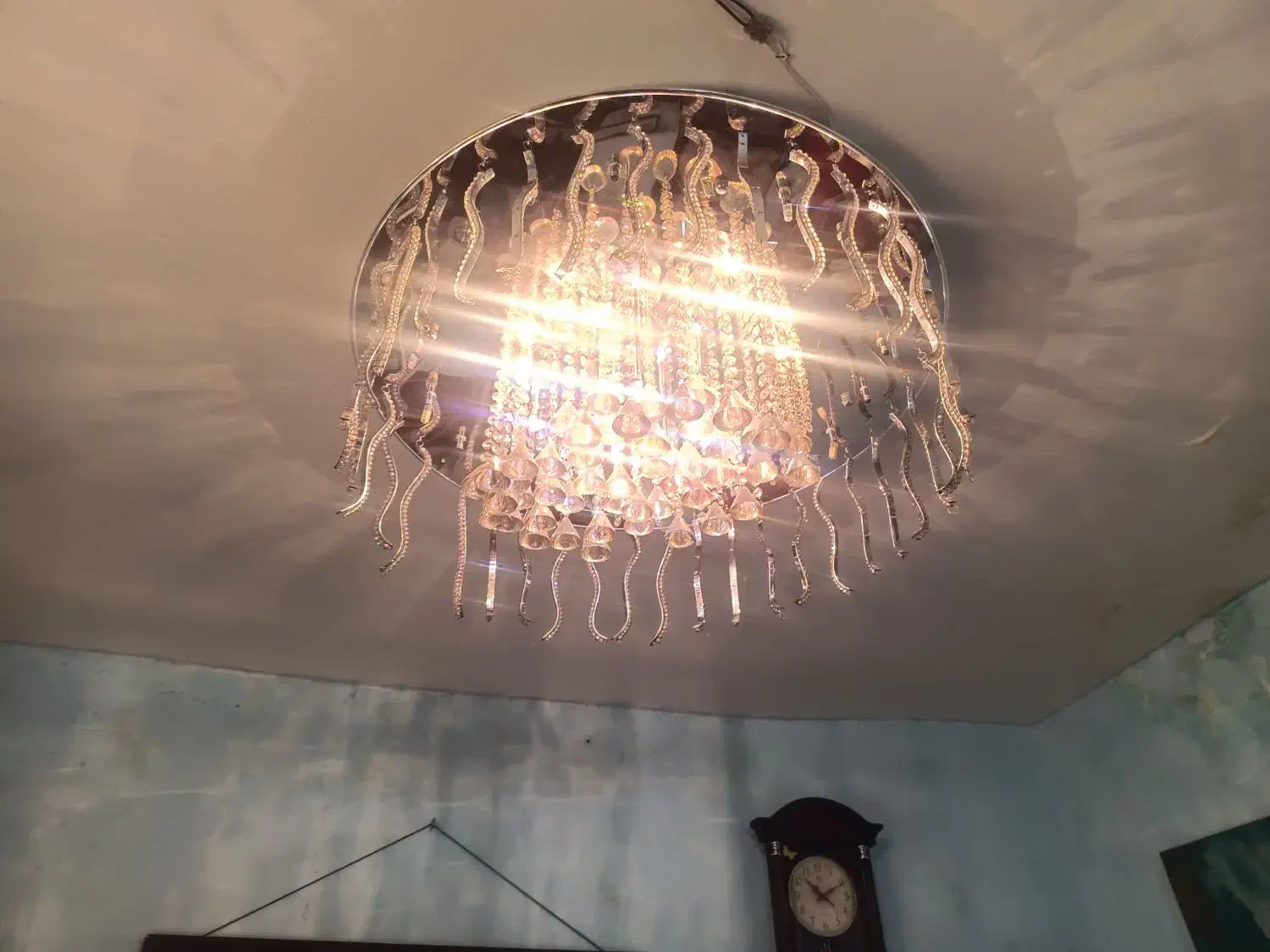 لوسترگرد سقفی ریموت دار|لوستر و چراغ آویز|تهران, فلاح|دیوار