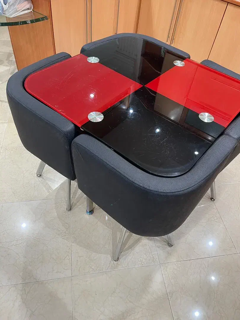 میزناهار خوری/۴نفره/شیشه ای|میز و صندلی غذاخوری|آستارا, |دیوار