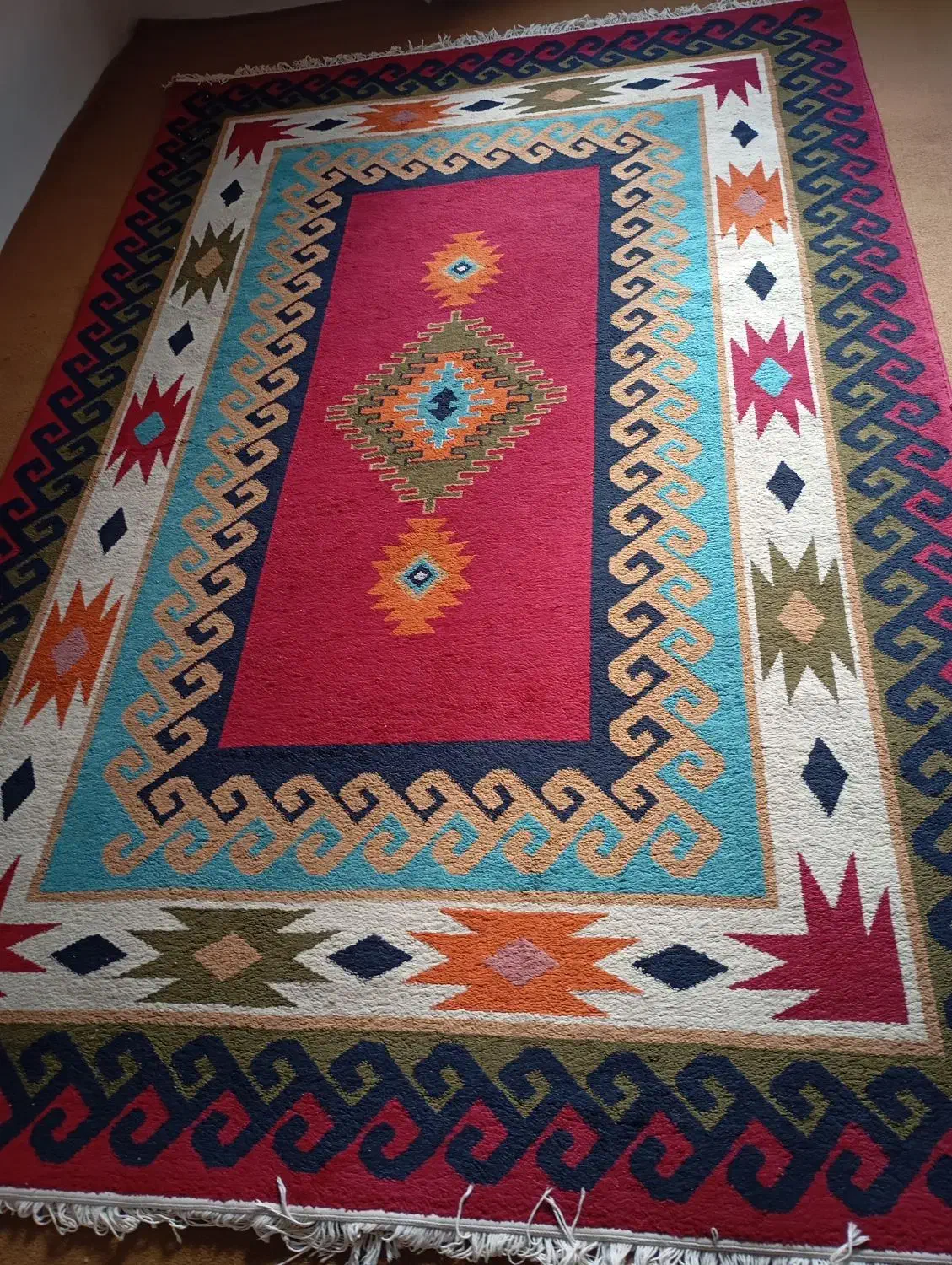 گلیم سالم درحد نو|گلیم، جاجیم، گبه|قزوین, |دیوار