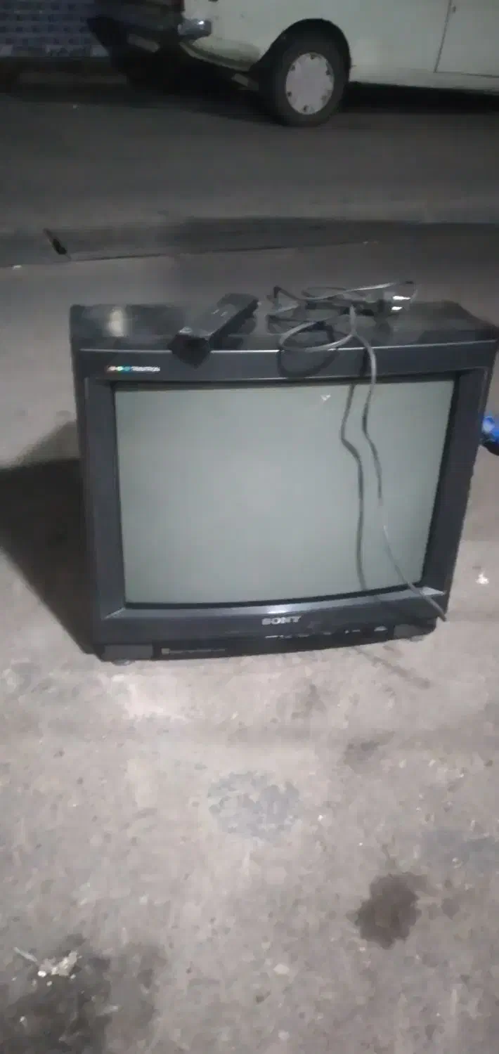 تلویزیون|تلویزیون و پروژکتور|اقبالیه, |دیوار