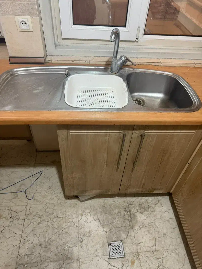 کابینت دست دوم با هود وگاز وسینک|مصالح و تجهیزات ساختمان|تهران, سردارجنگل|دیوار