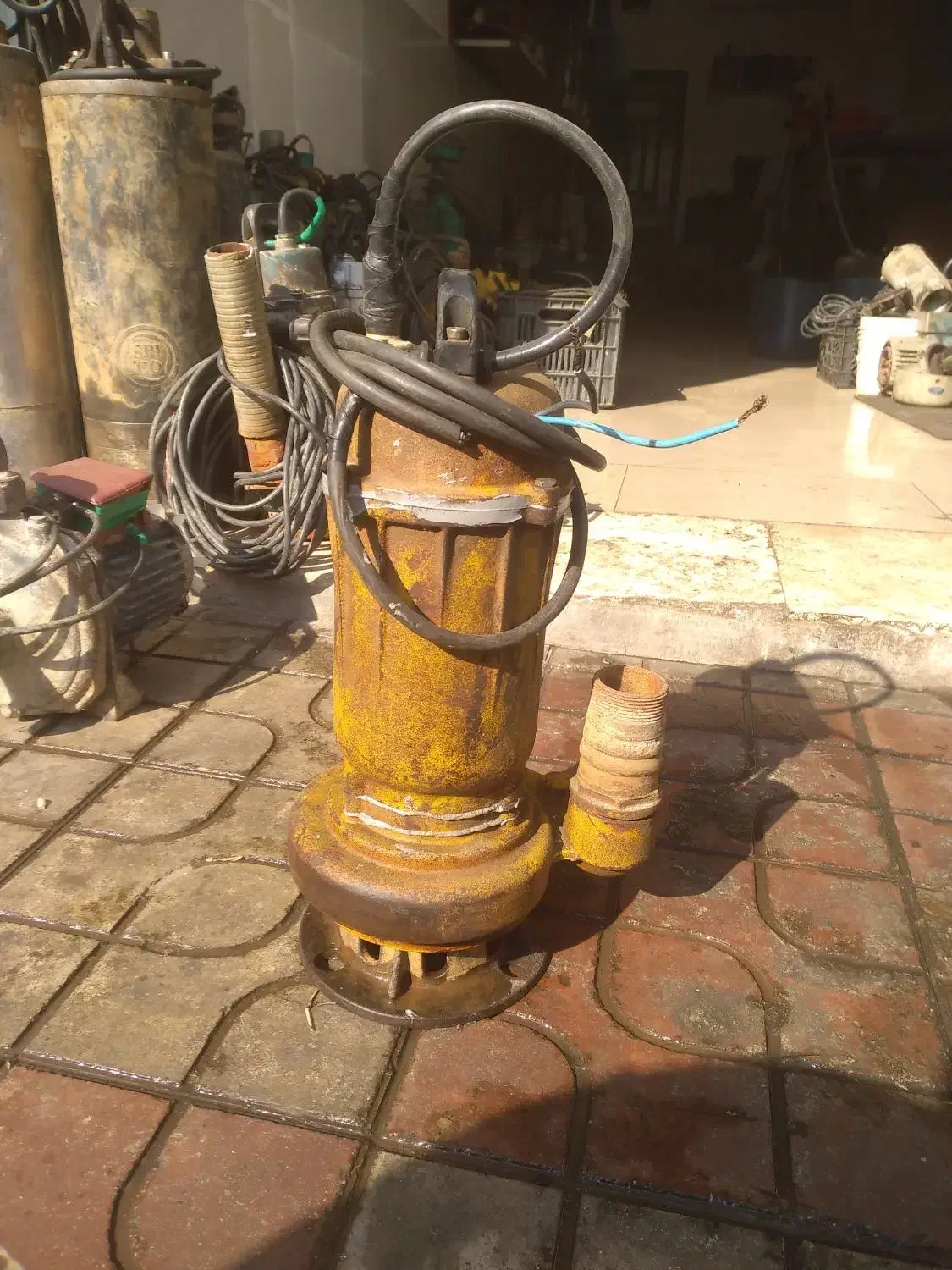 لجن کش ۲ اینچی ۱۸ متری و کف کش|ماشینآلات صنعتی|خان ببین, |دیوار