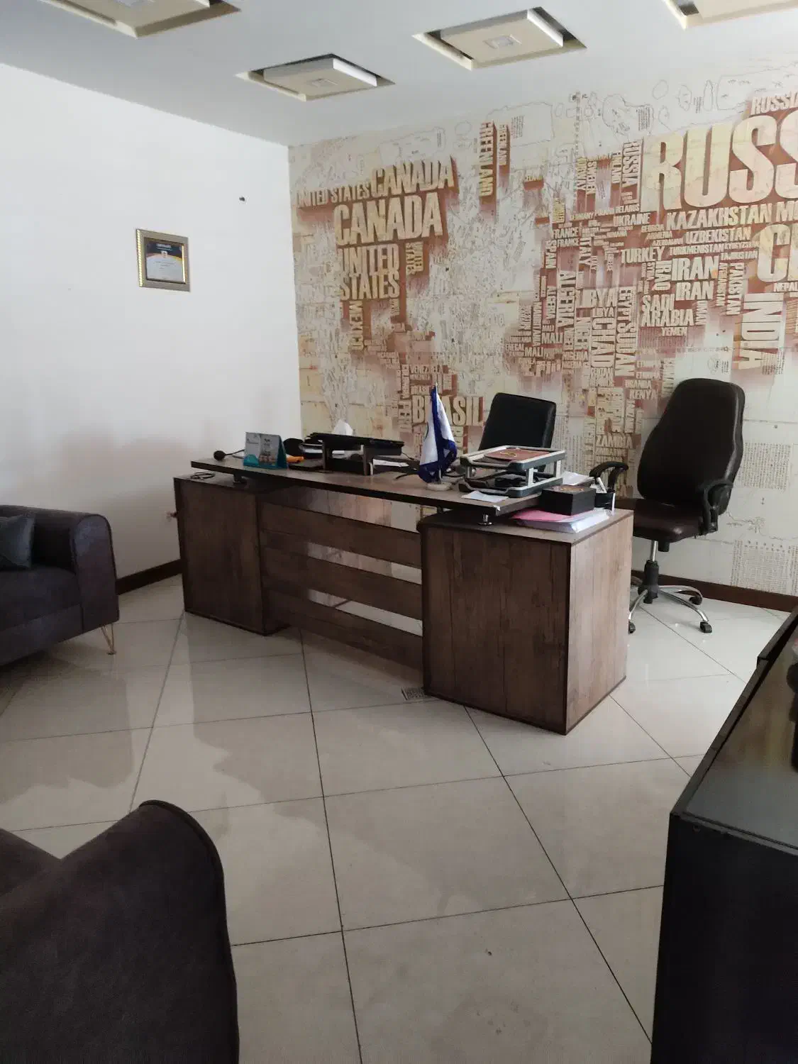 واحد ۹۵متری تجاری فلکه امام خمینی(ره)|فروش دفتر کار، اتاق اداری، مطب|نیشابور, دارایی|دیوار