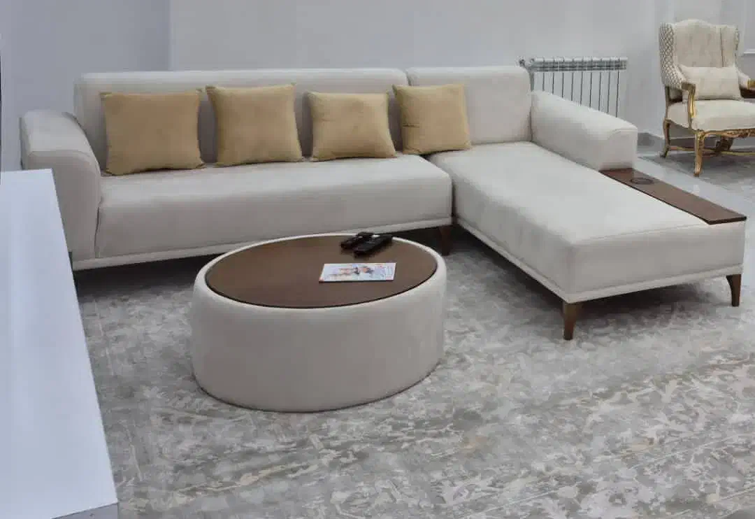 مبل ال بسیار نو همراه میز|مبلمان خانگی و میز عسلی|دزفول, |دیوار