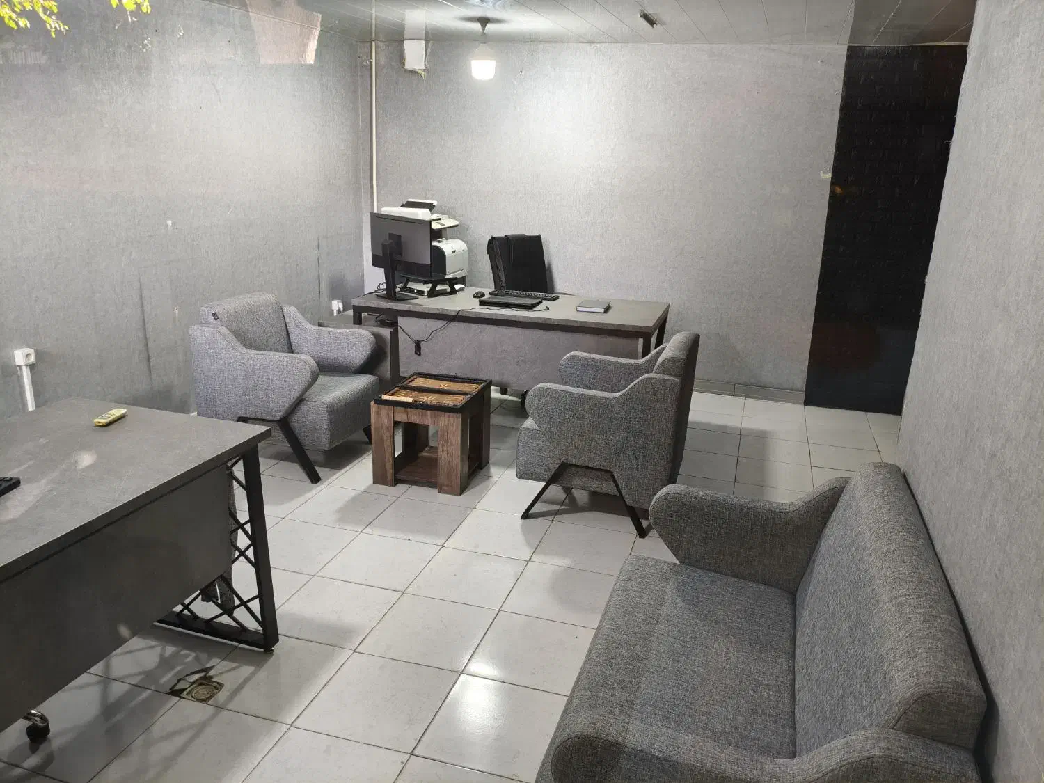 مبلمان اداری کاملاً نو|مبلمان اداری|اصفهان, ملک|دیوار