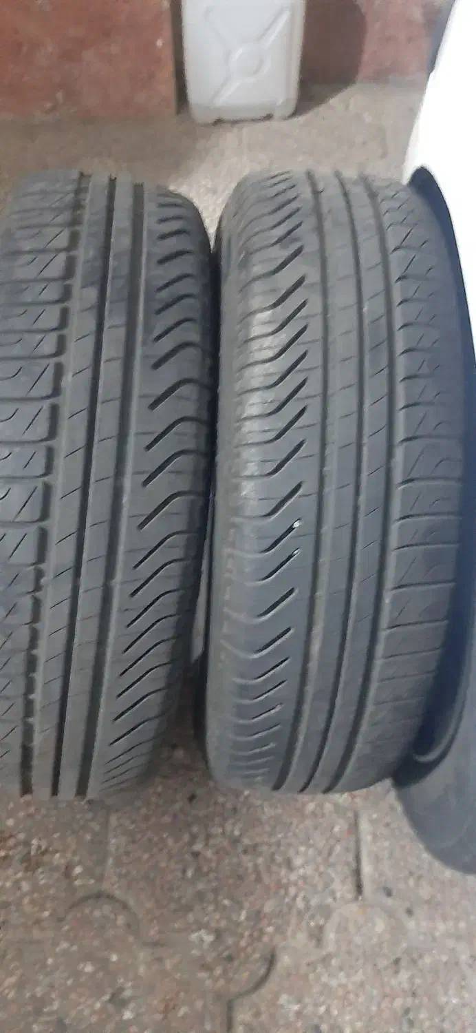 یک جفت لاستیک ۱۸۵ بافاق ۶۵ سمند ۵۰ درصد گلدستون|قطعات یدکی و لوازم جانبی|تهران, فردوس|دیوار