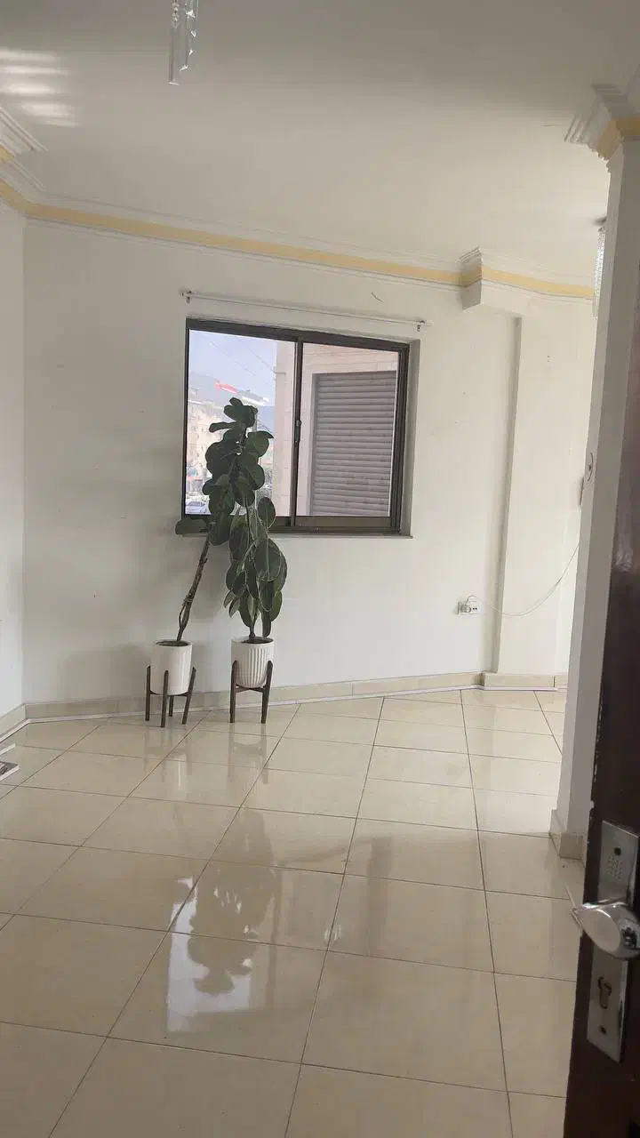 آپارتمان طبقه اول ۱ خواب ضیابری ۱|اجارهٔ آپارتمان|رشت, رودباری|دیوار