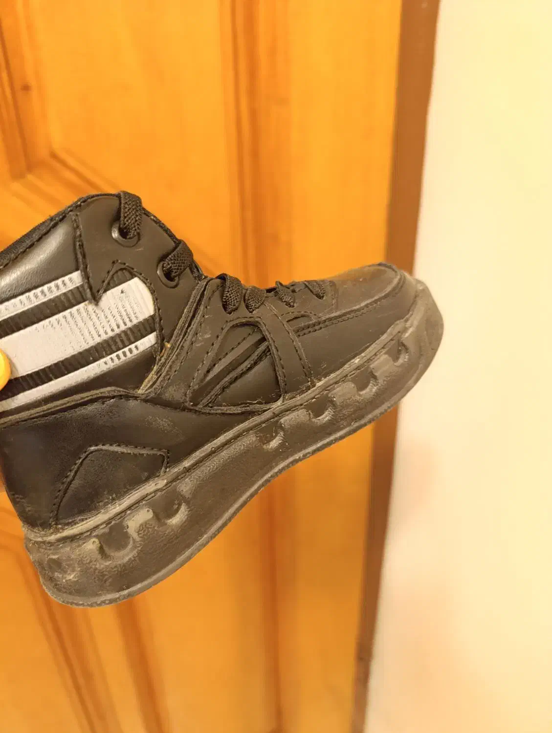 نیم بوت اسپرت|کیف، کفش، کمربند|ساری, |دیوار