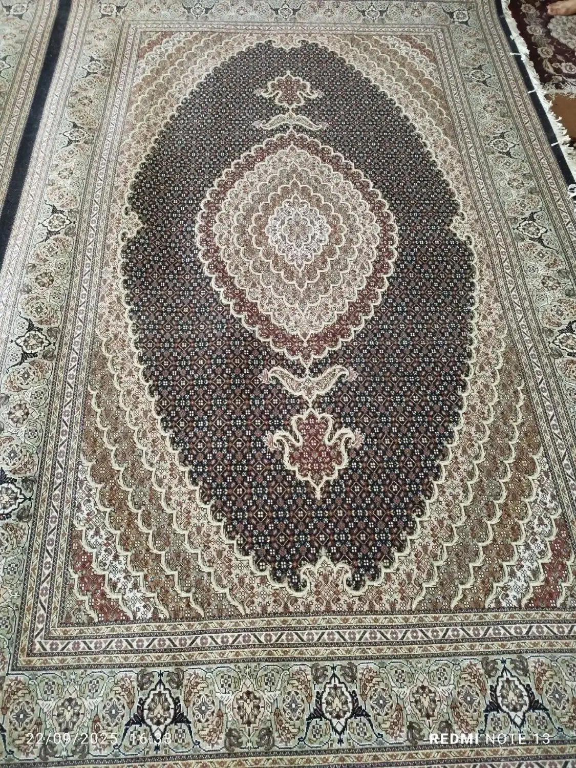 جفت ۶متری هس ۳در۴ هس گل ابریشم تازه از دار افتاده|فرش|سرعین, |دیوار