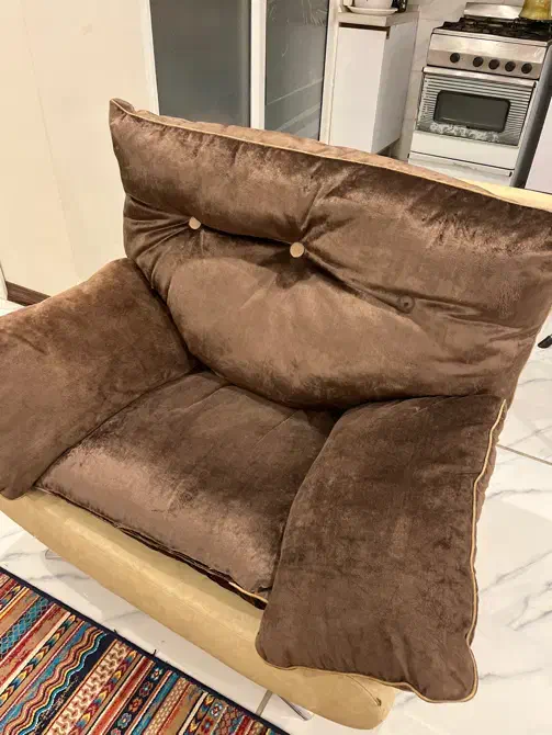 مبل راحتی|مبلمان خانگی و میز عسلی|اصفهان, بوستان زاینده رود|دیوار