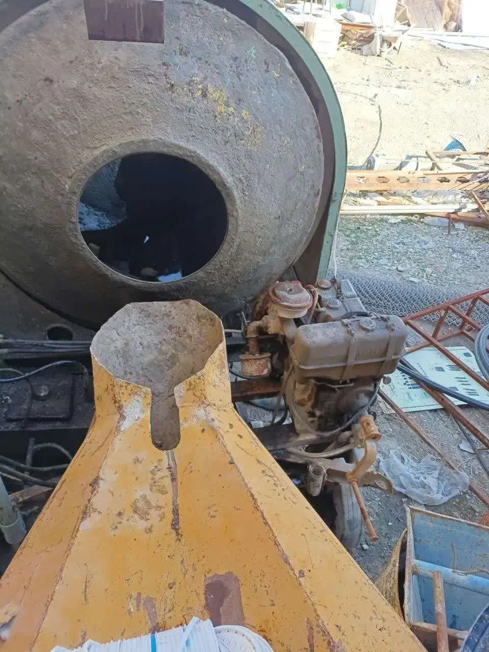 فروش سیلو سیمان خود ایستا و بتونیر850|ماشینآلات صنعتی|تهران, امیرآباد|دیوار