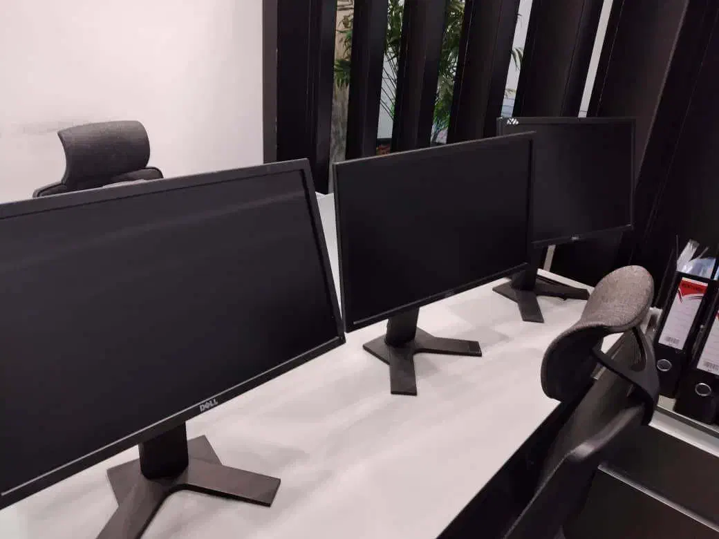 فروش مانیتور Dell در حد نو|قطعات و لوازم جانبی رایانه|تهران, آبشار تهران (دریاچه)|دیوار