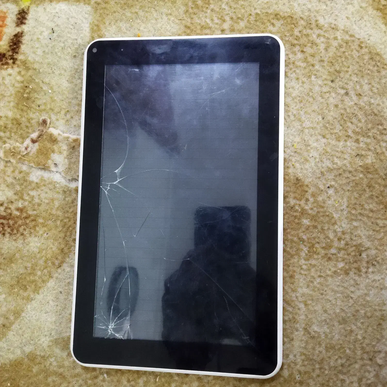 تبلت سالم روشن میشه|تبلت|بندر گناوه, |دیوار