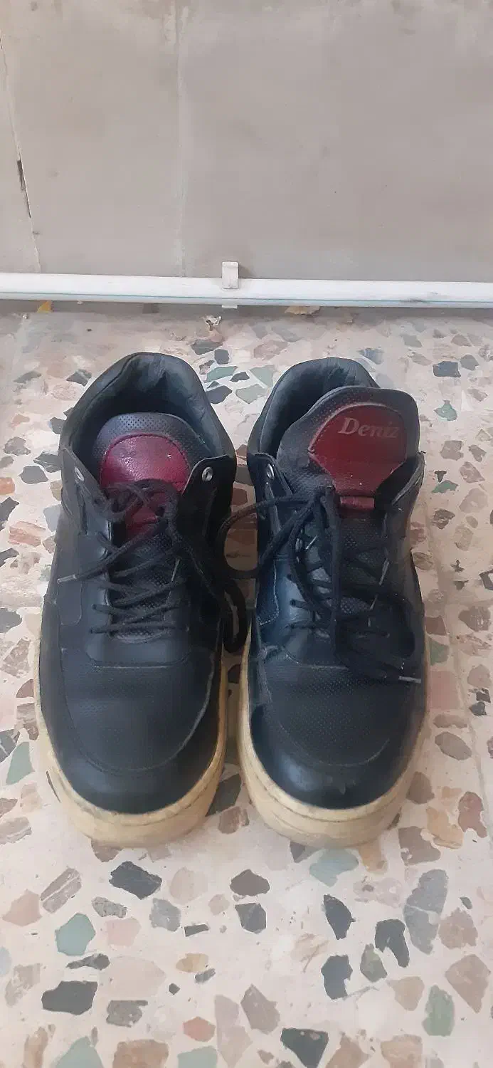 کفش اسپورت خارجی شماره 43|کیف، کفش، کمربند|خرم‌آباد, |دیوار