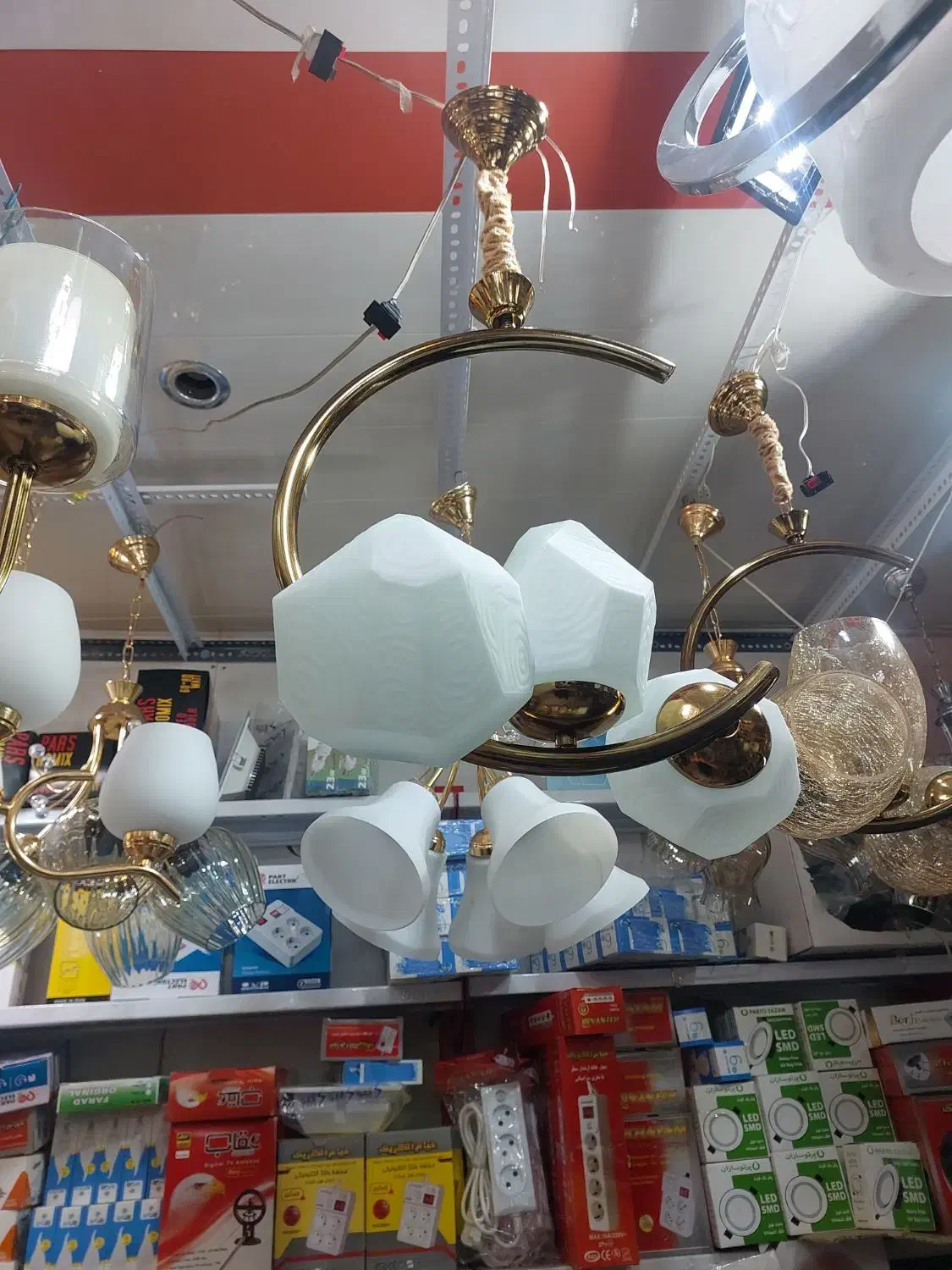 لوستر ملکولی|لوستر و چراغ آویز|تبریز, |دیوار